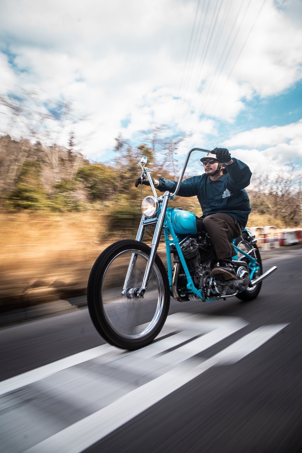 バイクに乗る人